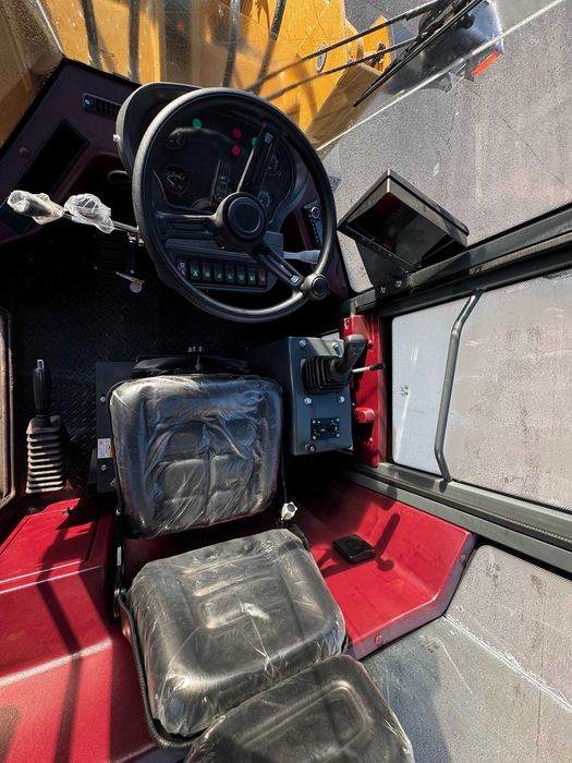 Фронтальний навантажувач Lonking CDM936N