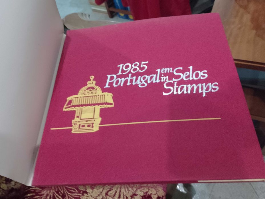Livro Portugal em Selos 1985 CTT In Stamps