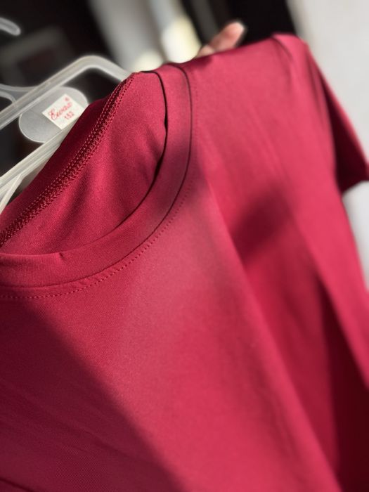 Футболка жіноча