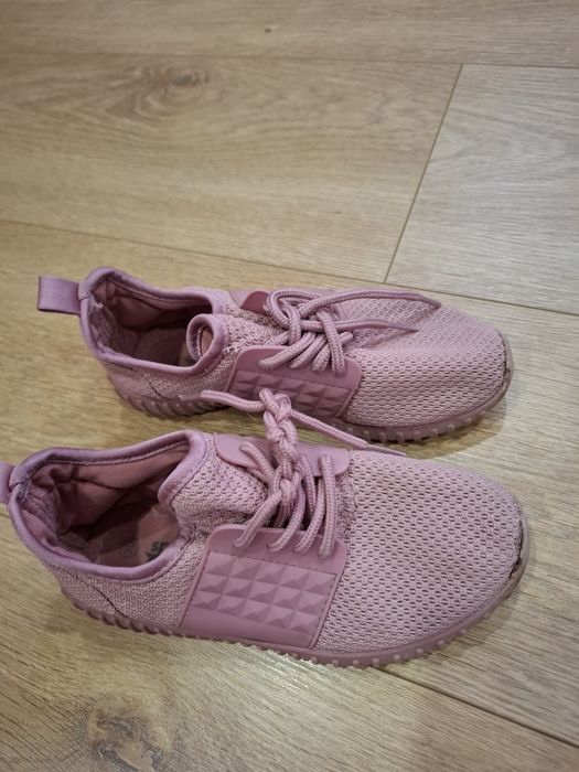Buty adidasy dziewczynka
