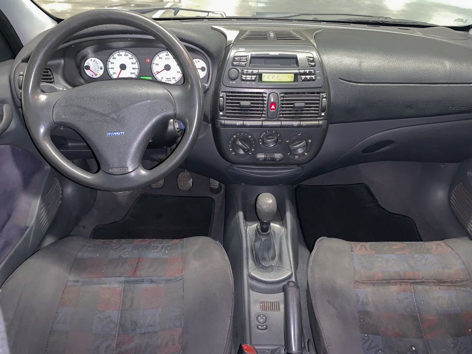 Fiat Bravo Aceitamos Passaporte/Titulo/Parcelamentos