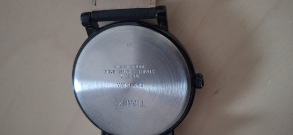 Zegarek Timex czarny z podświetleniem