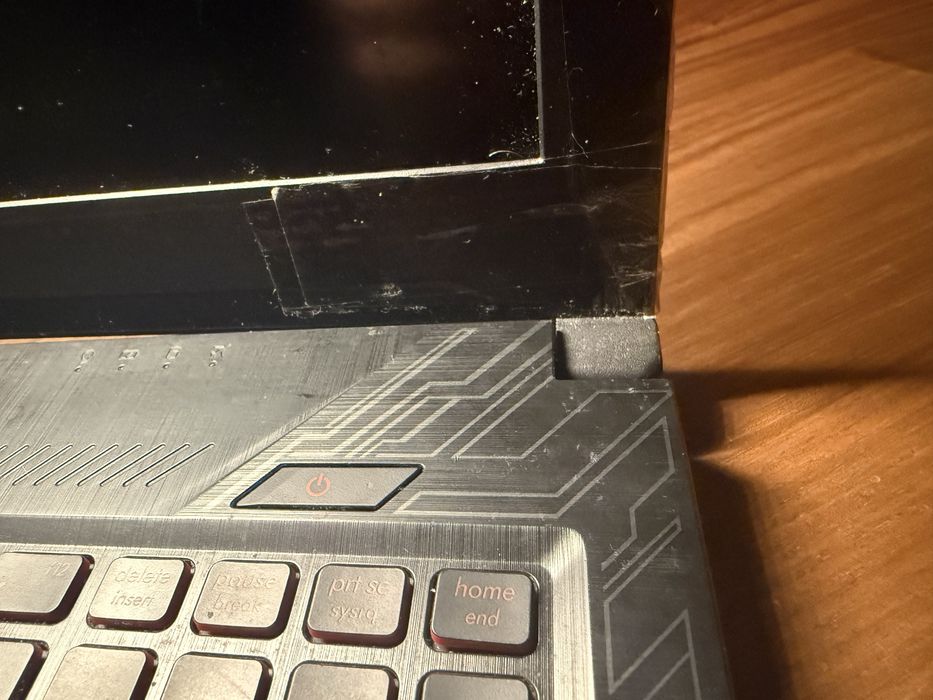 ASUS TUF FX505 - Intel i7- Gtx 1050