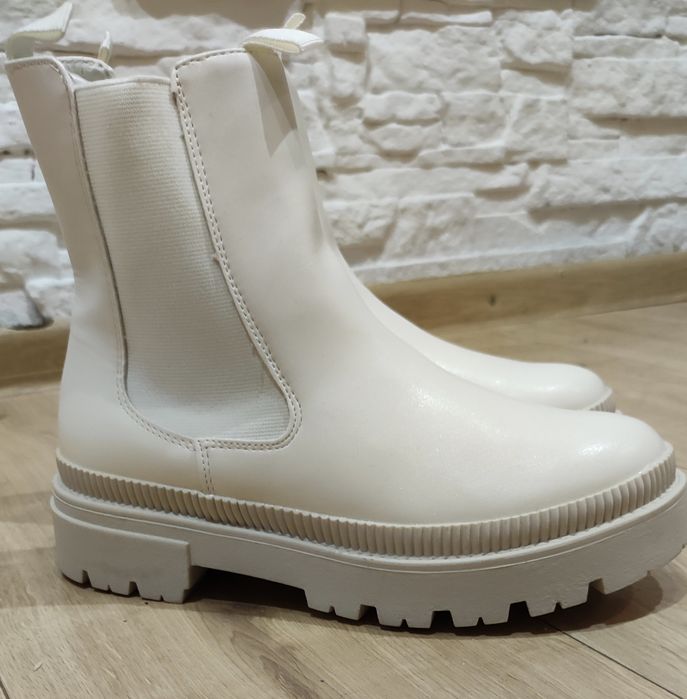 Botki damskie beżowe 38 nowe