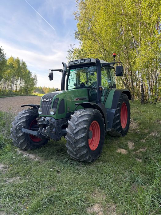 Ciągnik FENDT 712