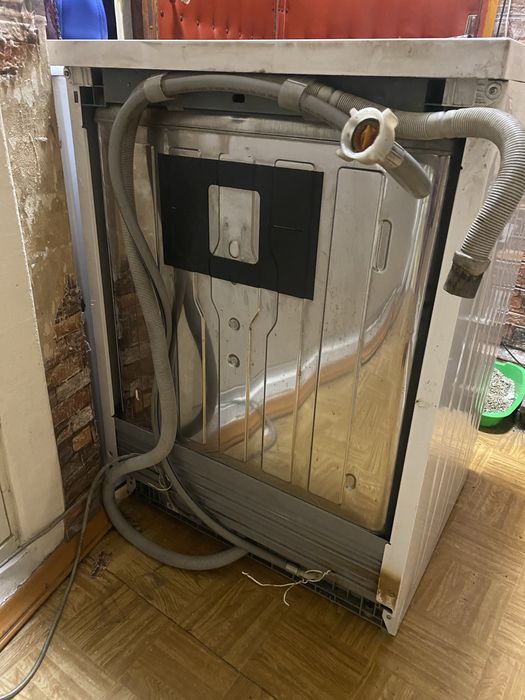 посудомийна машина Beko DFN05211W (60 см)