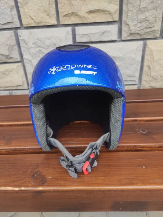 Kask ochronny na narty snowboard