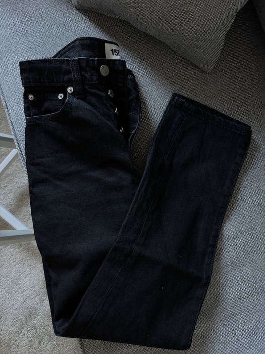 Czarne spodnie S 157