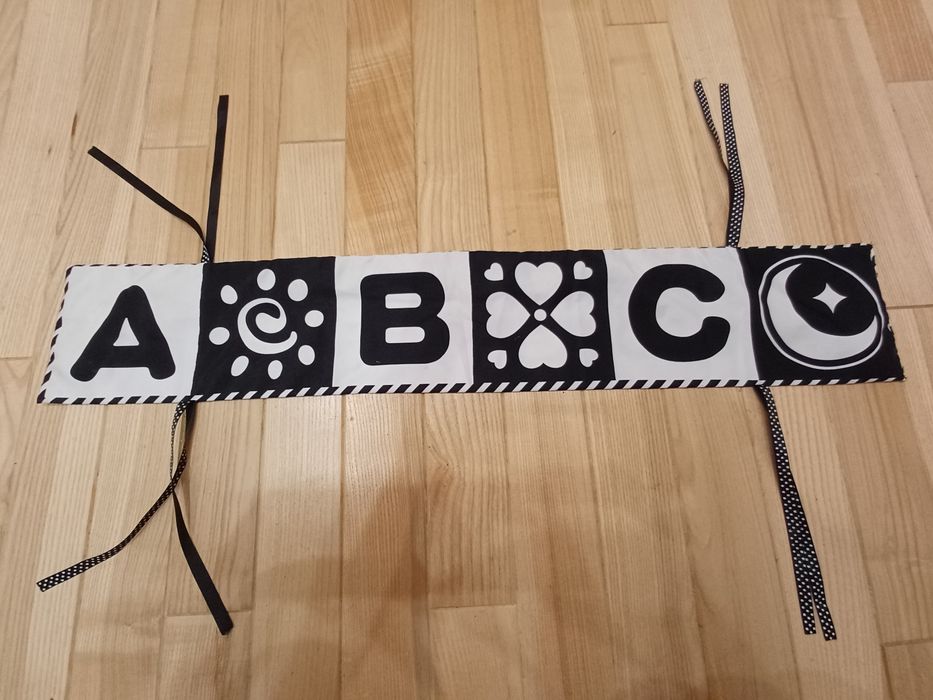 Двостороння контрастна книжка бортик для новонароджених