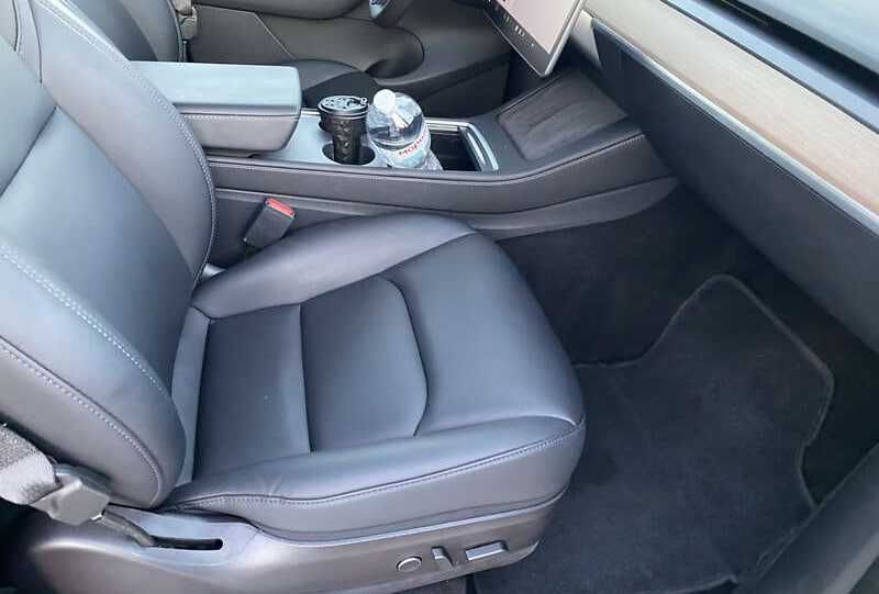 tesla model y 2021