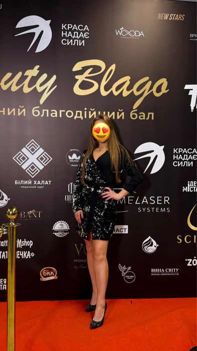 Сукня в паєтках ,вечірня сукня ,новорічна сукня