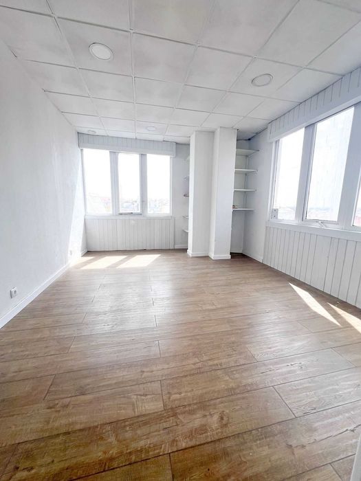 Arrenda-se Escritório 15m² ou 20m² – Amadora