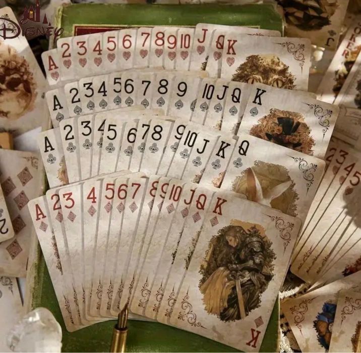 Baralho de cartas de coleçāo