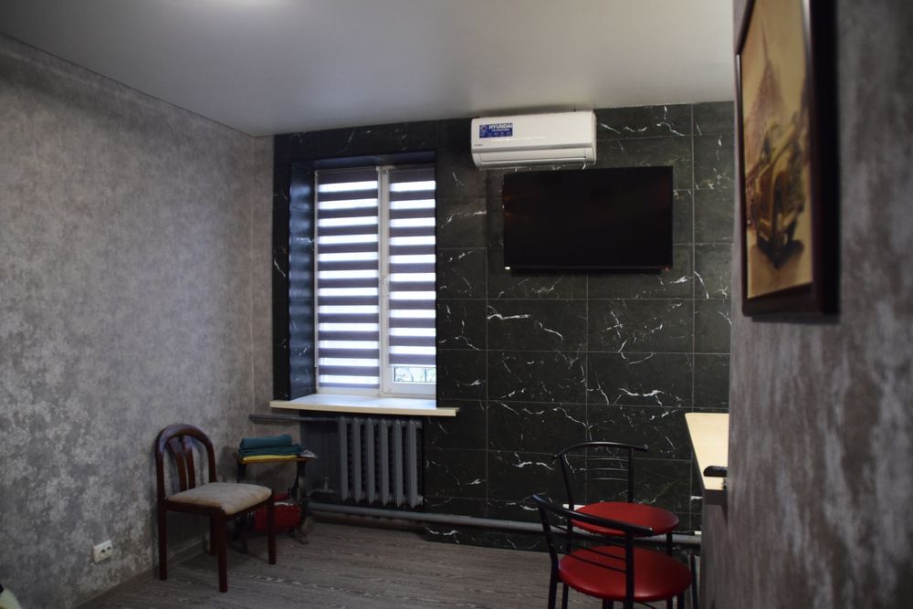 Квартира студія подобово та погодинно