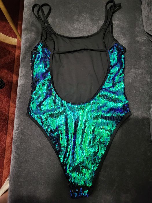 Бодик  в стразах