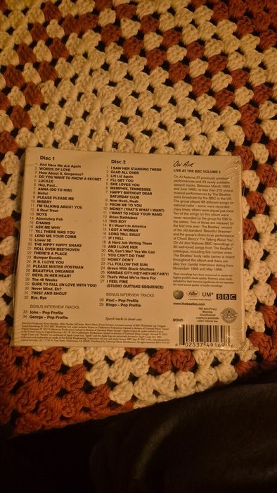 On Air – Live at the BBC Volume 2" da banda The Beatles.