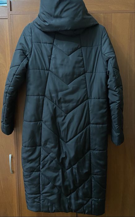 Пуховик чорний