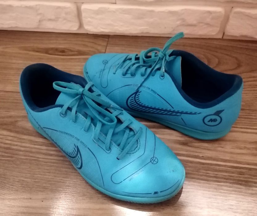 Nike Mercurial Vapor 14 Club IC halówki  rozm. 38