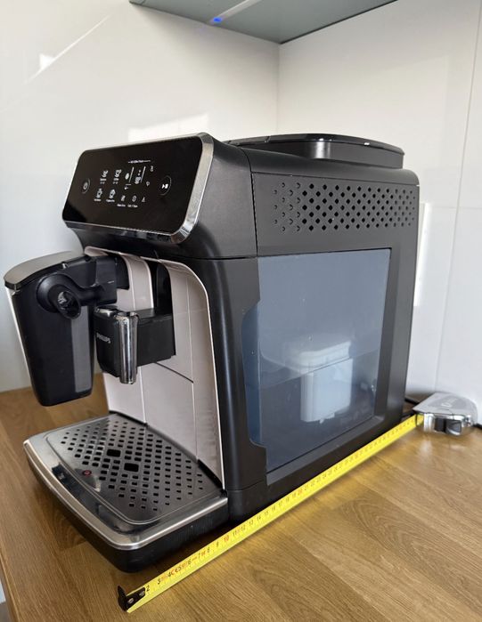 Ekspres Philips 2200 EP2235/40 LatteGo