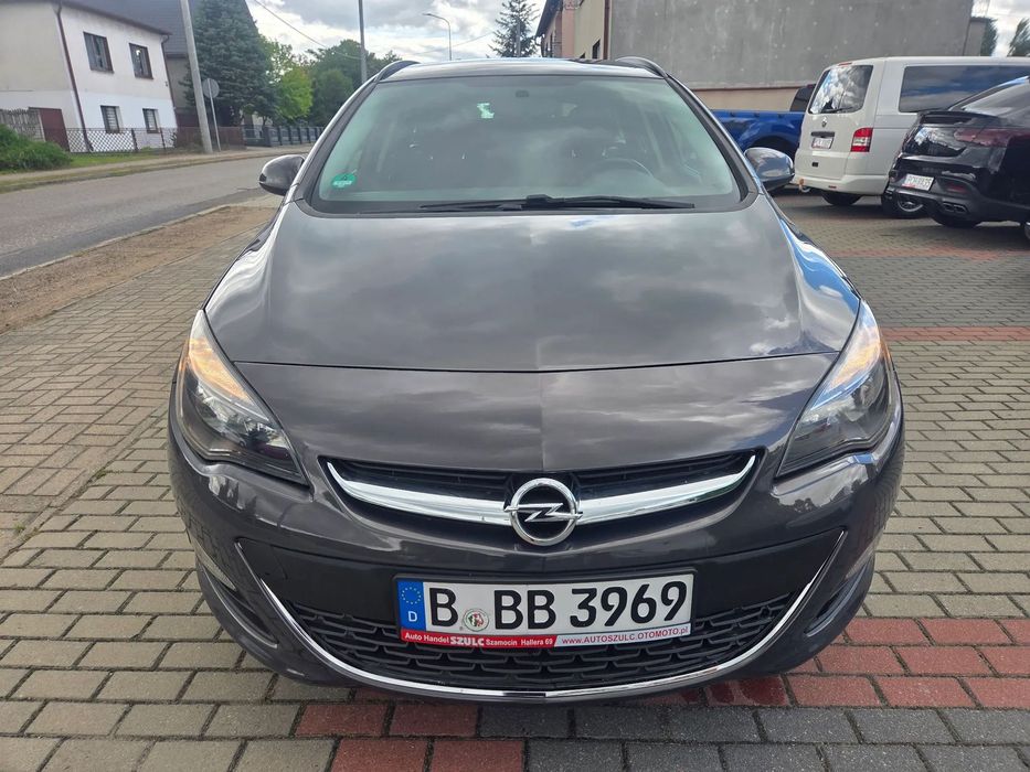 Opel Astra *Auto z Gwarancją *Serwisowana Nawigacja Zadbana