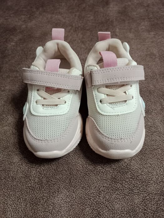 Кросівки рожеві з мигалками розмір 22