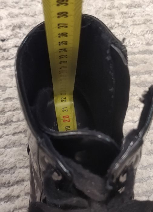 Buty glany lakierowane trapery rozmiar 35