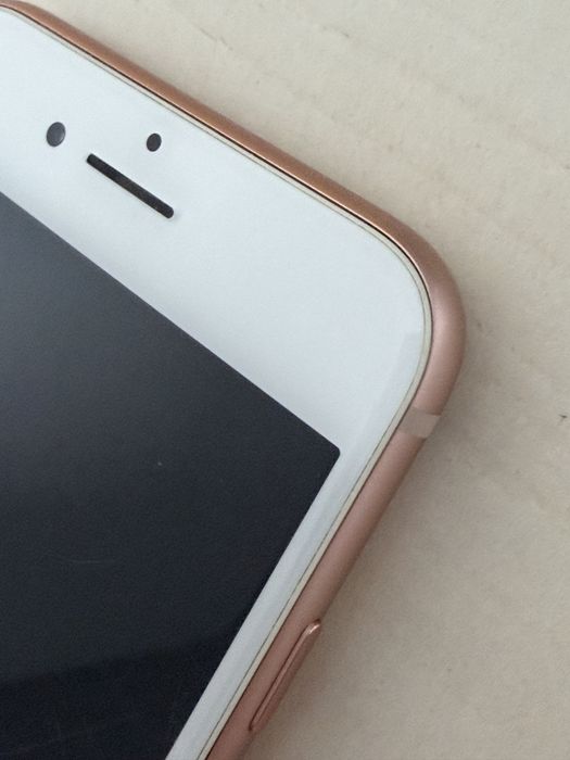 Iphone 8  64 GB
