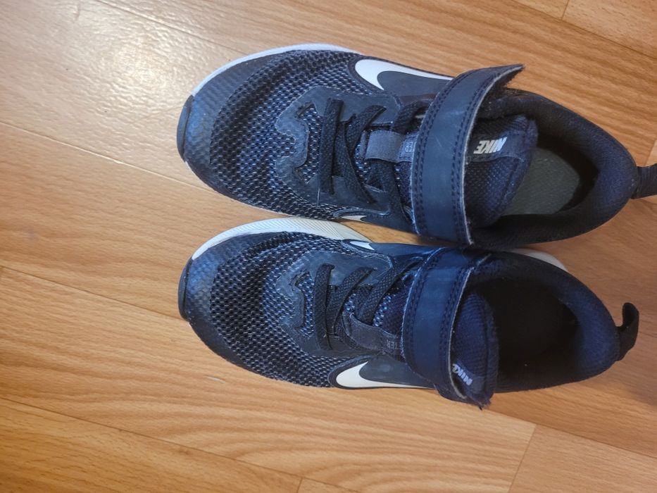 Кроссовки Nike черные