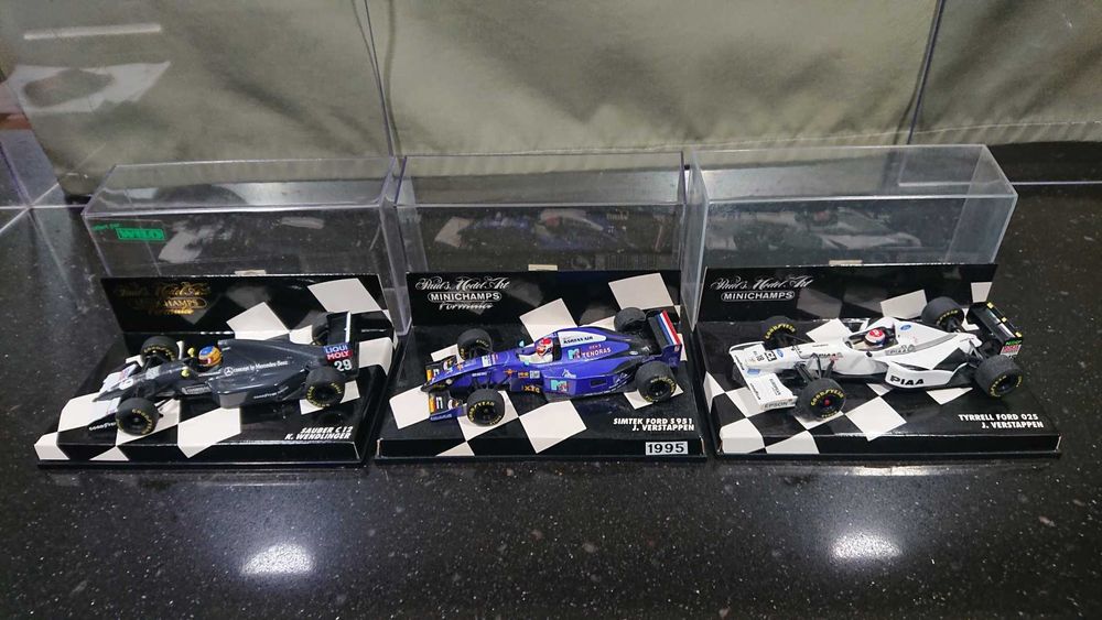 16 Miniaturas Formula 1 / F1  (1/43) - IXO / Minichamps