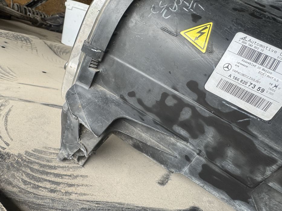 Фара ліхтар ILS Mercedes w166 Ml