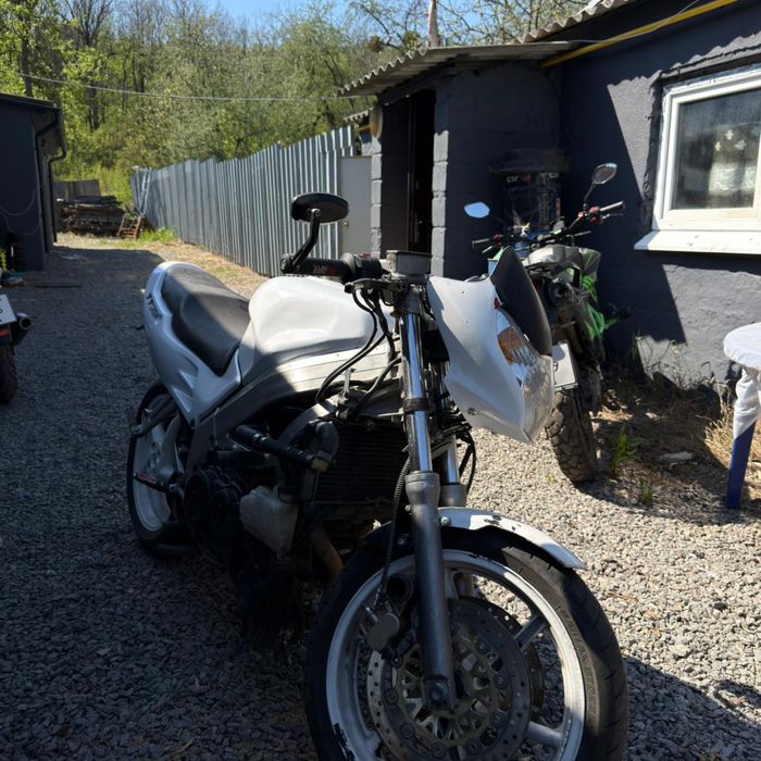 Продам Honda vfr 750