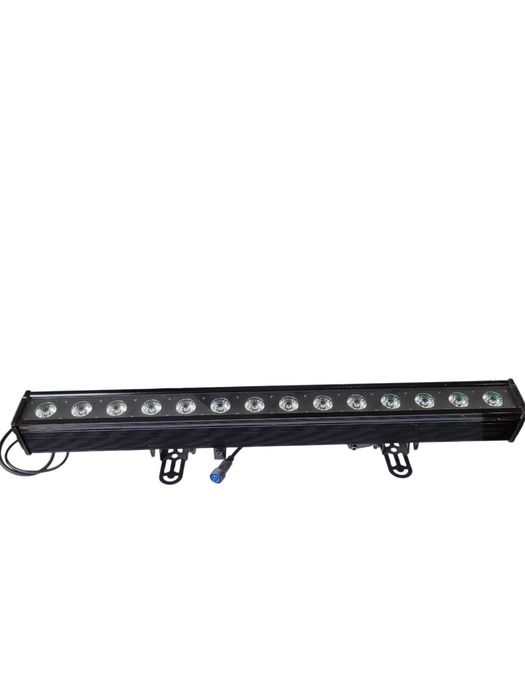Barra LED Wash Exterior IP65 12x10W RGBW com DMX