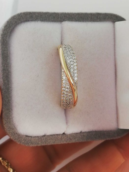 WLOSKI bajkowy zloty pierścionek  z cyrkoniami Lśniący błyszczący