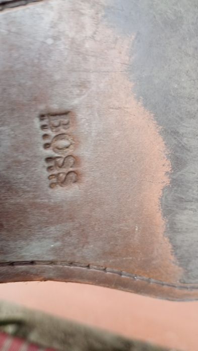 Kozaki zamszowe Hugo Boss