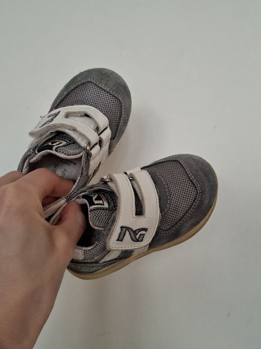 Кросівки 20 розмір