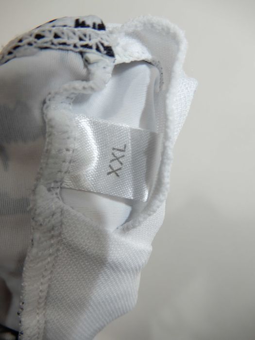 Strój kąpielowy jednoczęściowy biały czarny wzór 44 XXL