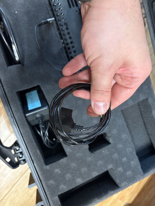 Odyssey Q7 recorder 4K monitor 7,7’ + ssd 2x- 256GB