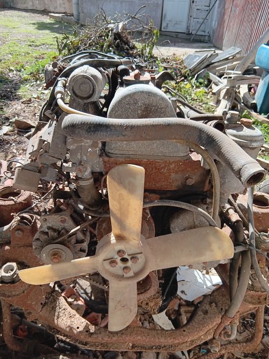 Motor Mercedes 240D