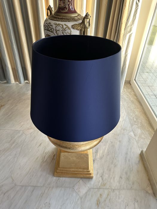 Abajour Azul brilhante