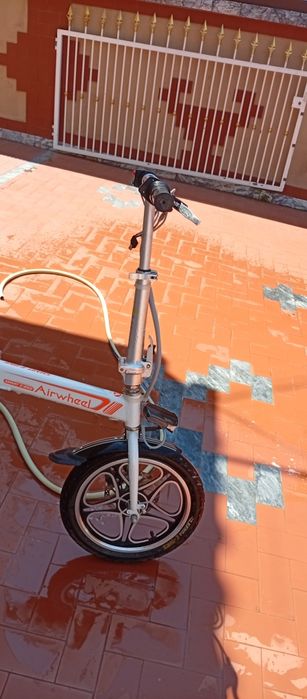Vendo bicicleta elétrica ideal para senhora ou criança