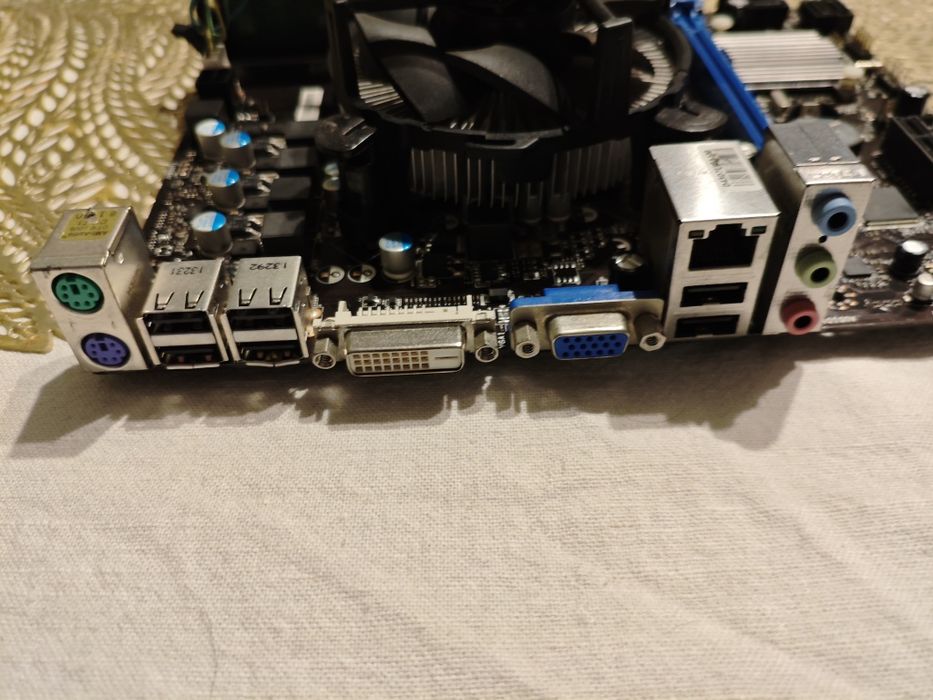 Proc intel i3 2120 + płyta msi H61M-P20 (G3)+ 2x4Gb DDR3 1600mhz