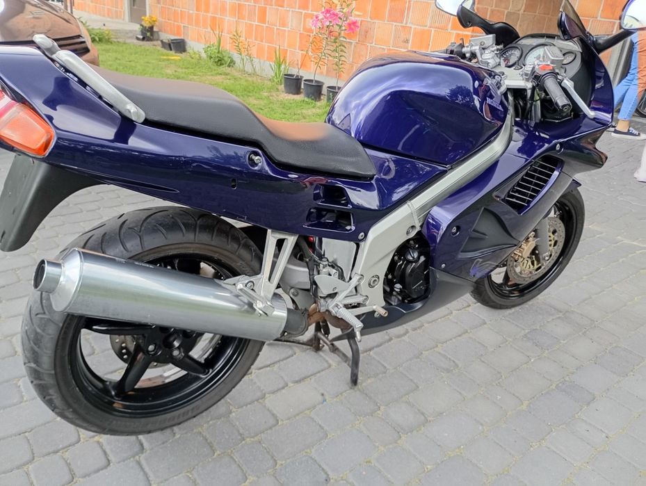 Honda Piękna VRF 750