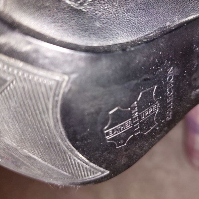 Сапожки шкіряні  Італія не дорого