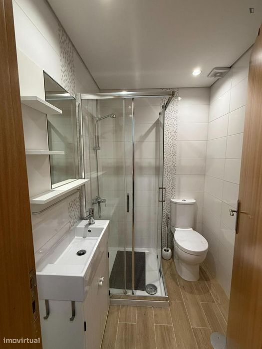 Apartamento com 1 quartos - localizado em Campanhã Porto