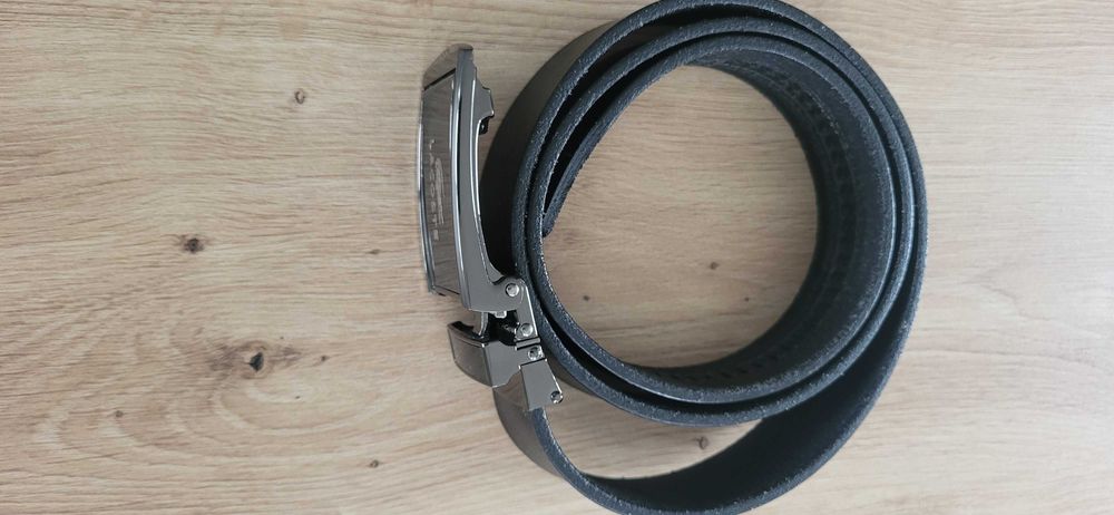 LACOSTE elegancki pasek do spodni automatyczny skóra 100% 40/125