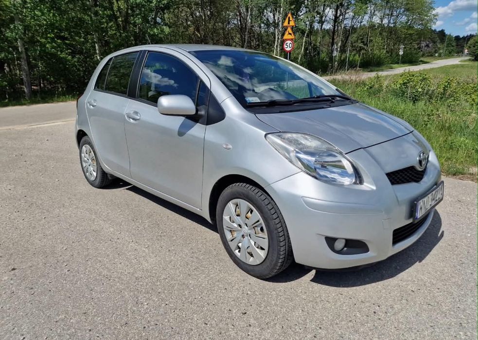 Sprzedam toyote yaris