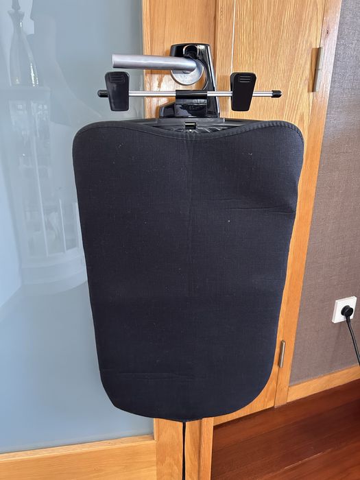 Ferro vertical a vapor Rowenta 1800w