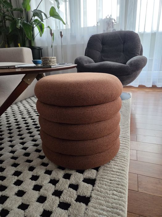 Pufa ze schowkiem podnóżek Jysk Dalene Terakota 45 cm