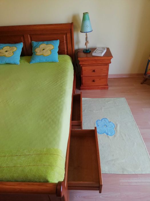 Mobília quarto casal madeira maciça (cor mel)