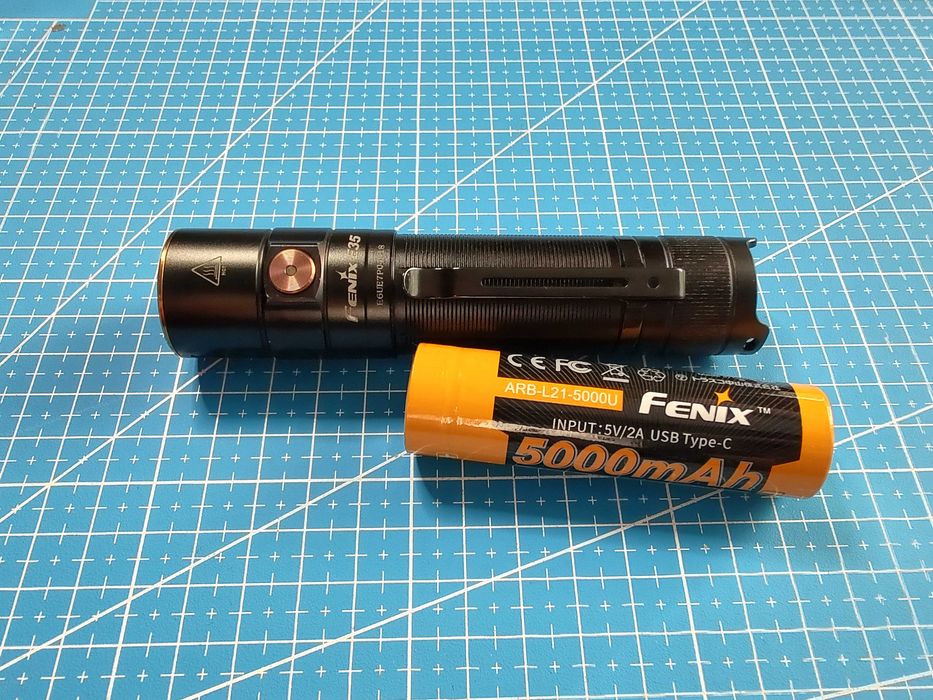 Mocna latarka FENIX E35 V3.0 3000lm + akumulator FENIX 5000 mAh USB-C | Stan idealny jak nowa | Mega jakość
